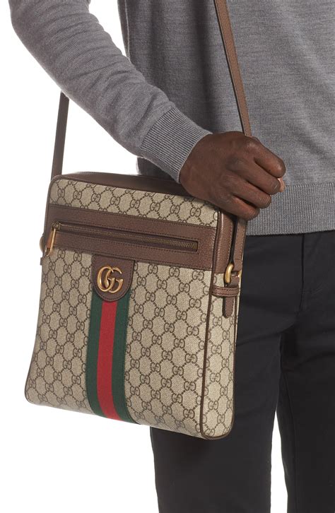 กระเป า gucci medium messenger bag|Gucci Ophidia medium messenger bag.